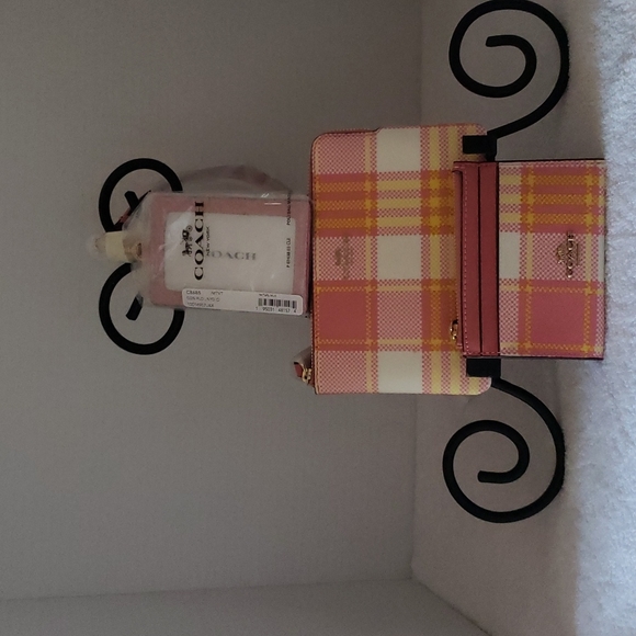 CoachNWT 3 Piece Set Garden Plaid